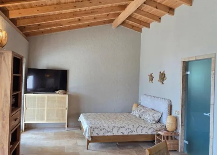 Thalorya Olive Retreat Case de vacanță